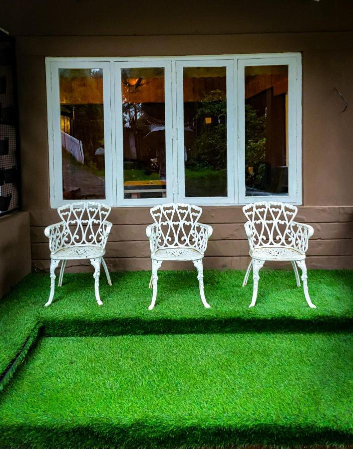 Hotel Bob'S Woodside Bungalow Udagamandalam Exterior foto